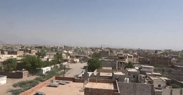القوات المسلحة والقوات المشتركة تحرر مديرية حيس بالكامل وتؤمّن مناطقها الريفية